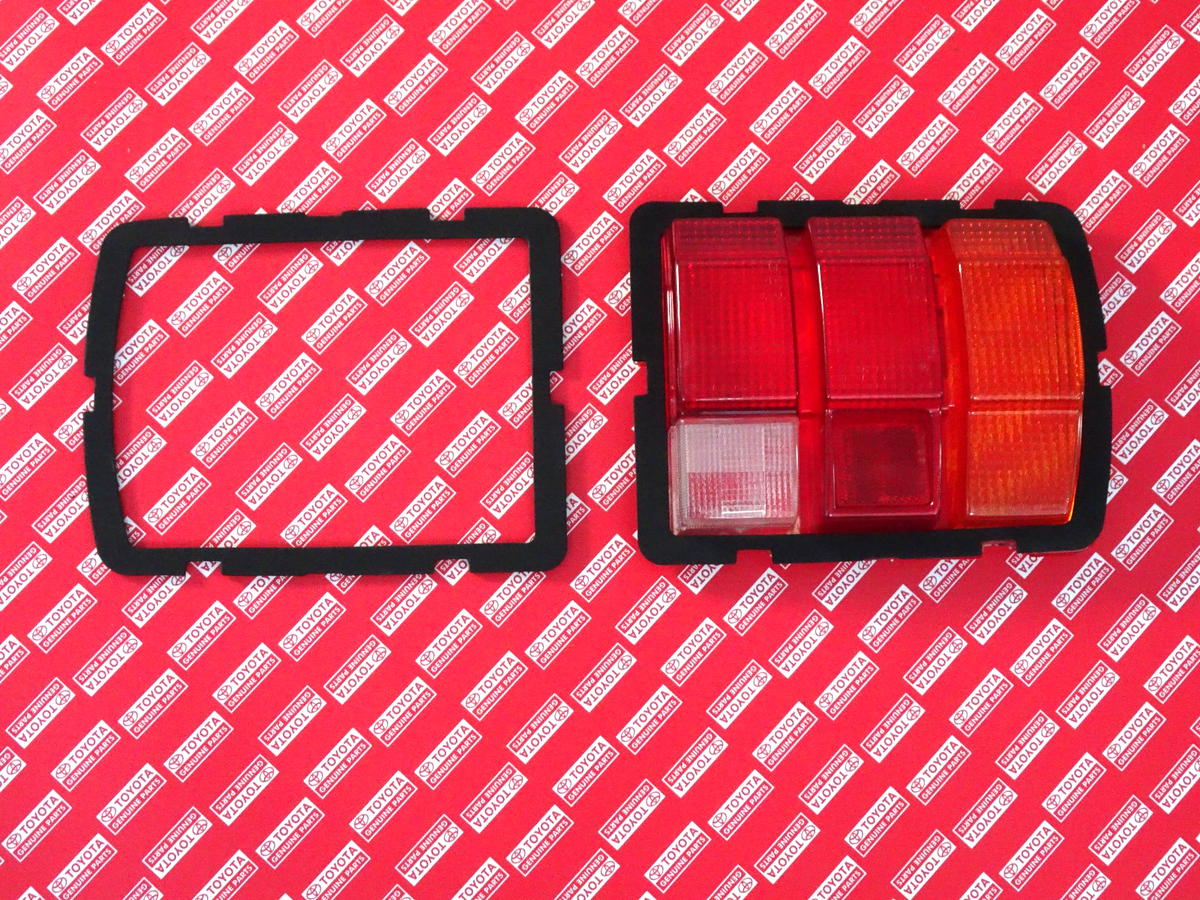 1974 1975 1976 1977 1978 1979 Toyota Corolla TE51 TE52 Tail Lamps