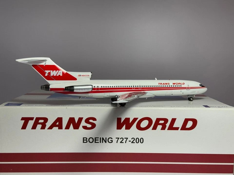 Inflight200 1:200 TWA Trans World Boeing 727-200 N64339 Doble Raya IF722022 Foto 2 de 2