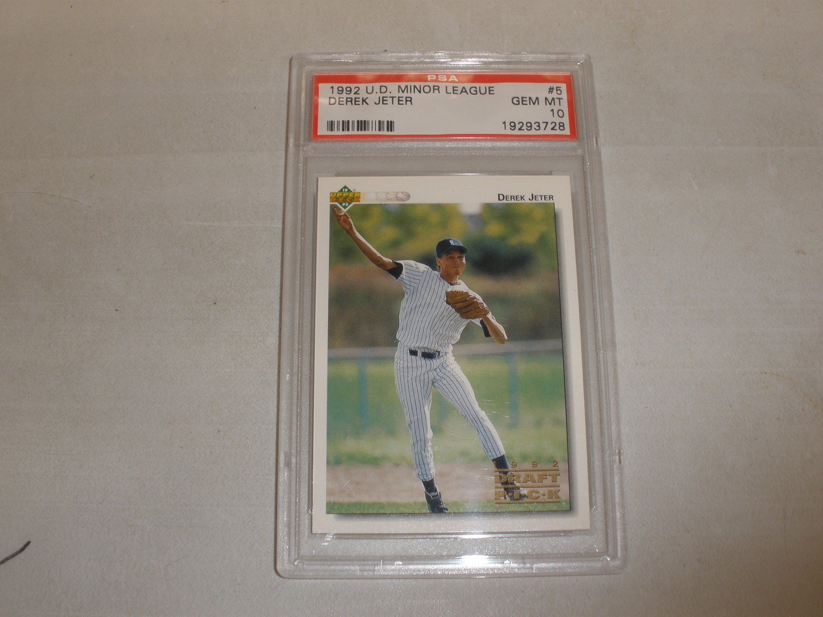 DEREK JETER 1992 UPPER DECK MINOR LEAGUE RC #5  PSA 10 GEM MINT