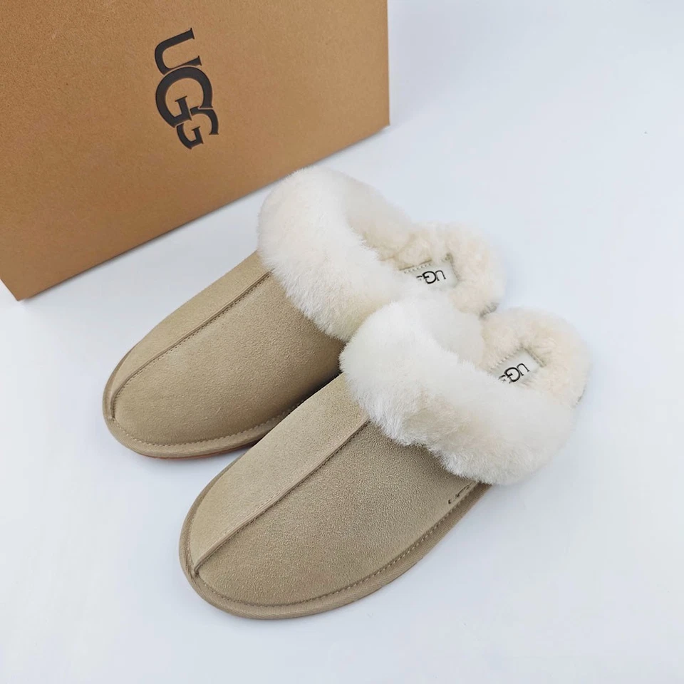 Zapatillas UGG para mujer Scuffette II arena piel de oveja cuello talla EE. UU. 6-11 con caja Foto 4 de 4