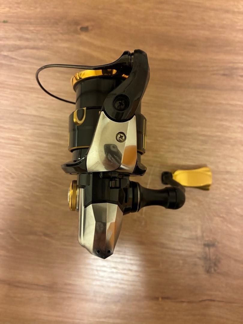 SHIMANO Vanquish (スピニングリール 2500SHG CE ヴァンキッシュ 26 シマノ（SHIMANO） 値下げ不可 2500HGS リール
