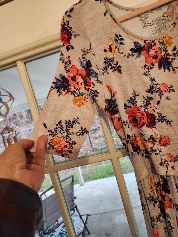 Latched Moma, Nursing Dress Size Small, long pretty, flower print elestic waist - Image 4 of 4