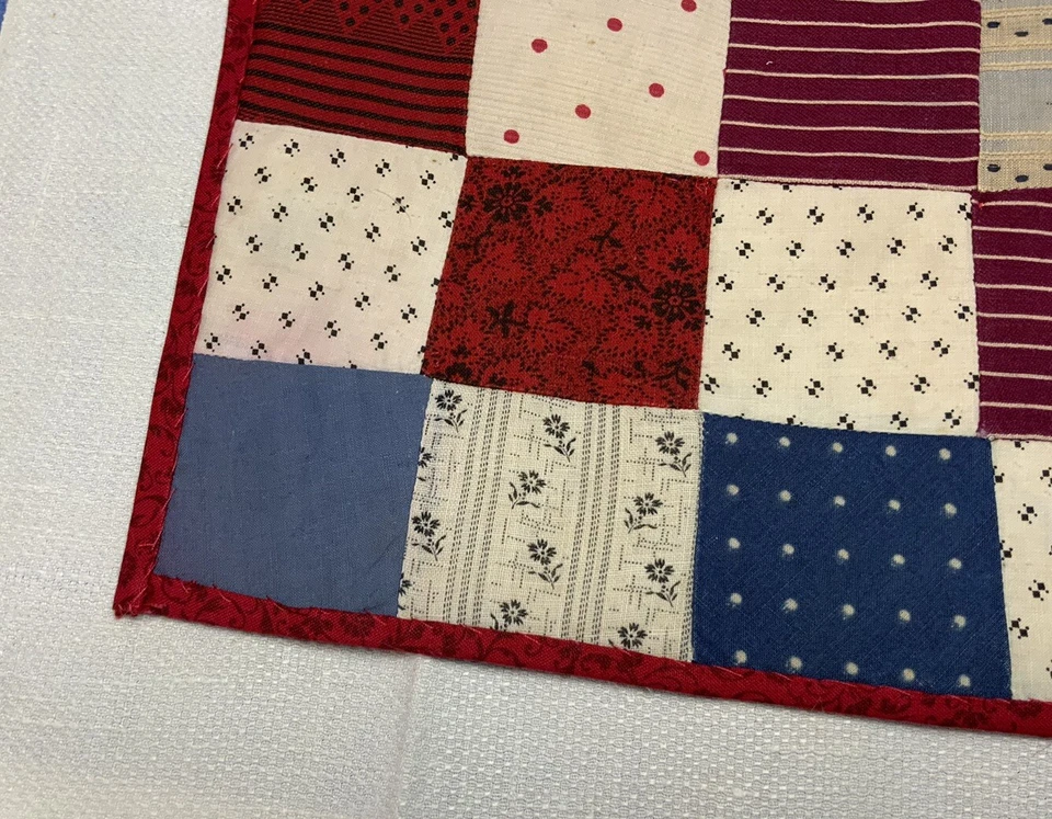 复古拼布被子桌面上衣,九个布贴,早期印花,蓝色,红色 — 第 4/4 张图片