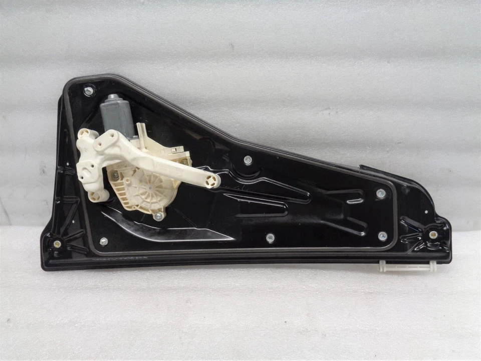 05-09 Land Rover LR3 Motor regulador ventana pasajero trasero derecho OEM AK2206161 Foto 4 de 4