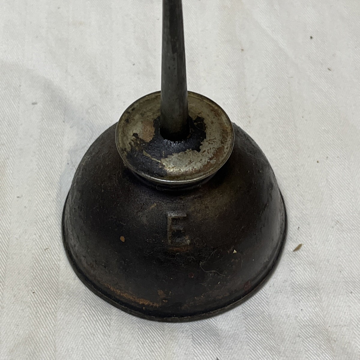 Antique Embossed FORD & E Script Thumb Model T Oiler Oil Can Tin