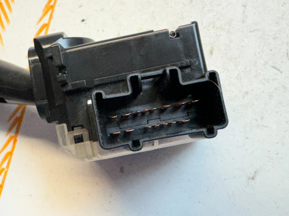 Interruptor de control de señal de giro del faro Toyota FJ CRUISER 2007-2012 OEM Foto 4 de 4
