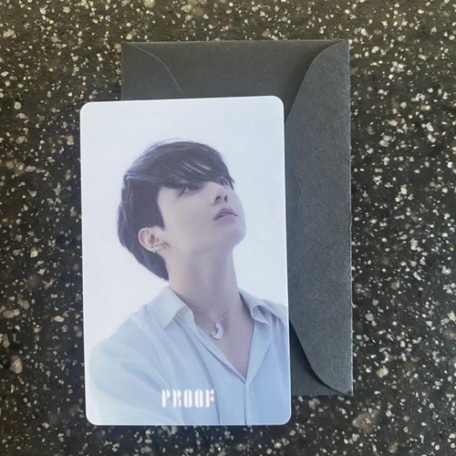 HYBE INSIGHT 展示会 ハイブインサイト 入場特典トレカ BTS グク HYBE