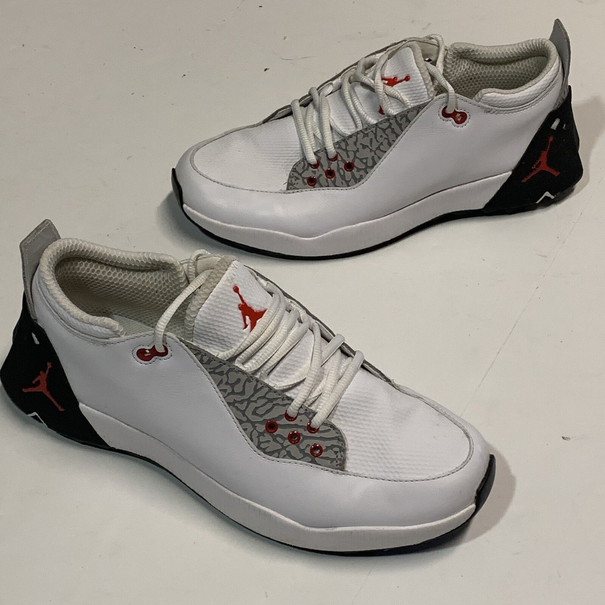 Nike Air Jordan ADG 2 Men Size 9.5 White Cement Grey Red