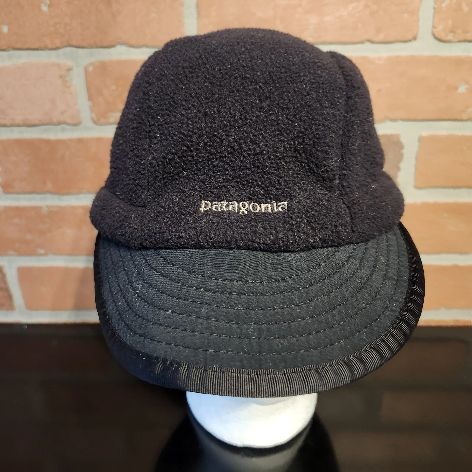 VTG 90's Patagonia Black Synchilla Fleece Duckbill 3 Panel Winter Hat Size Large