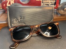 1980's VINTAGE B&L RAY-BAN L2052 TORTOISE WAYFARER WAYFARERS SUNGLASSES