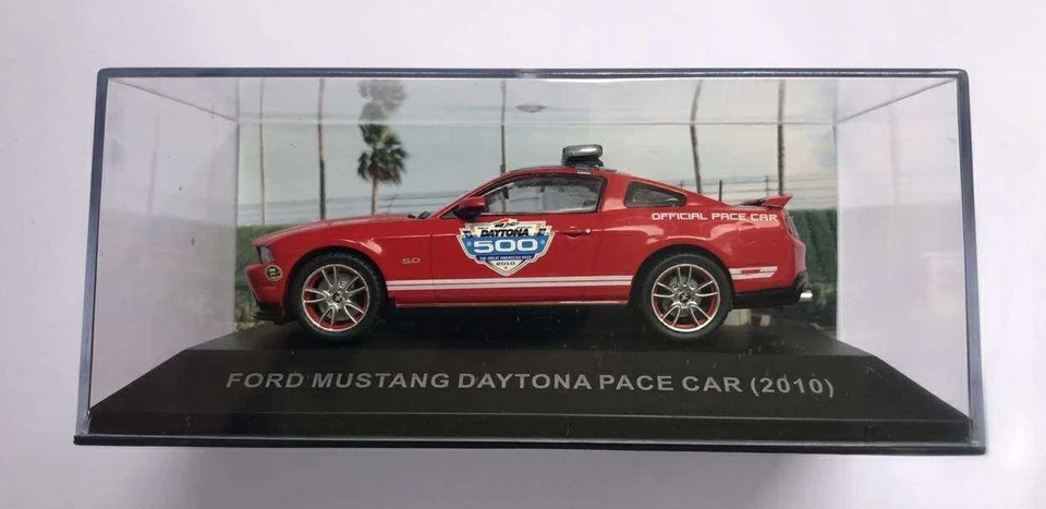 Ford Mustang Daytona Pace Car 2010 - 1/43 - Photo 2/4