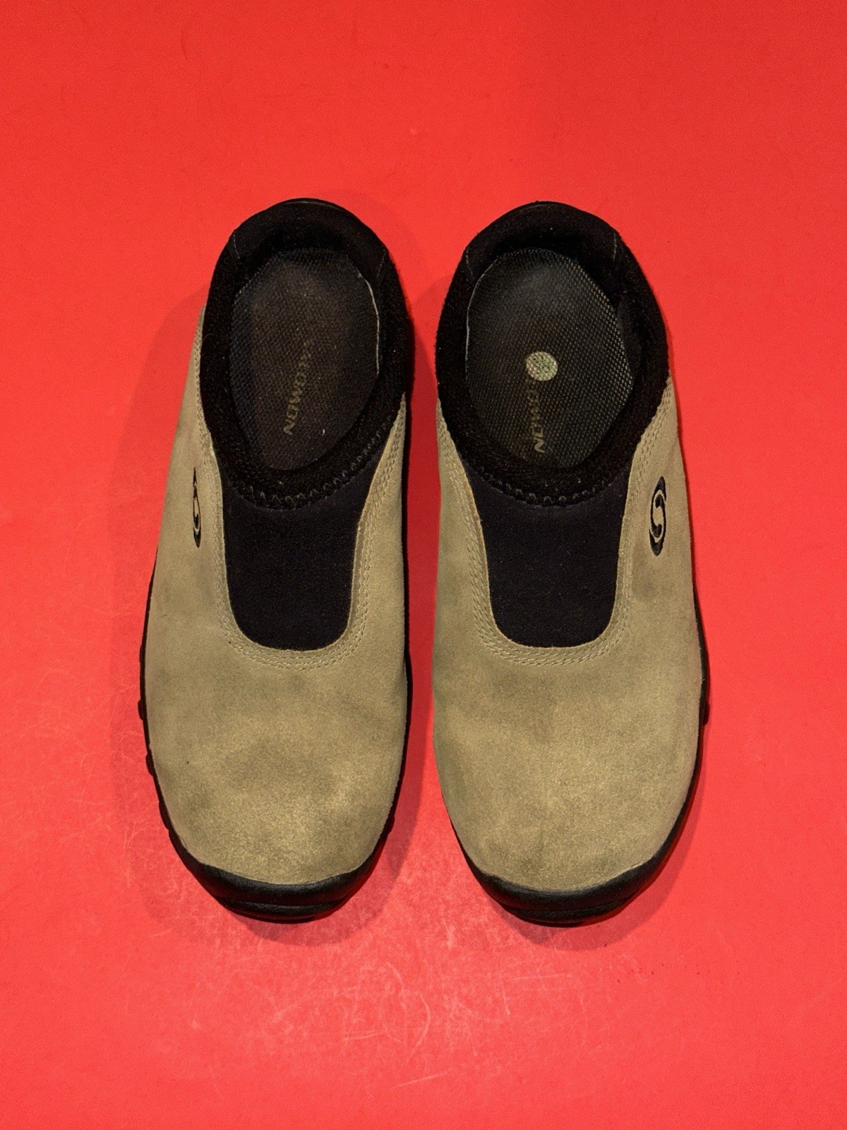 Zoccoli da neve vintage Salomon da donna taglia 6 scamosciati oliva mulo slip on scarpa contagrip Y2K