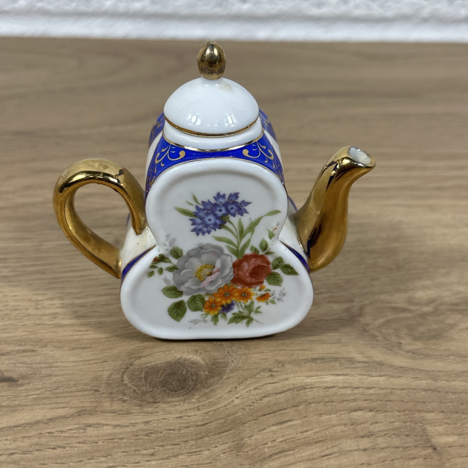 Miniature Collection Ceramic Novelty Tea Pot~Floral Decor British image 3