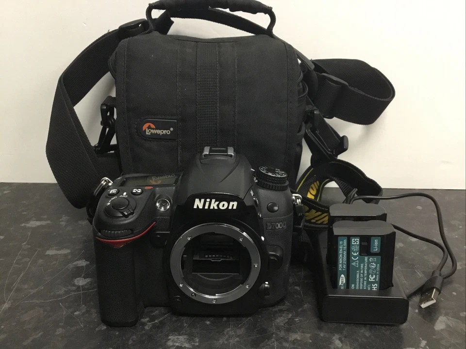 Nikon D7000, photo 1 of 5