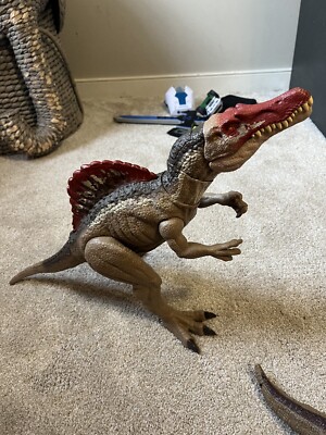 Jurassic World Legacy Collection Spinosaurus Extreme Chompin Action Figure 