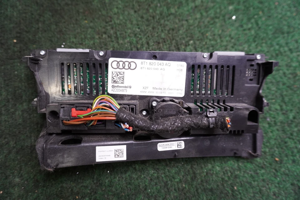 Audi A5 2011 control de CA OEM 8T1820043AQ Foto 3 de 4