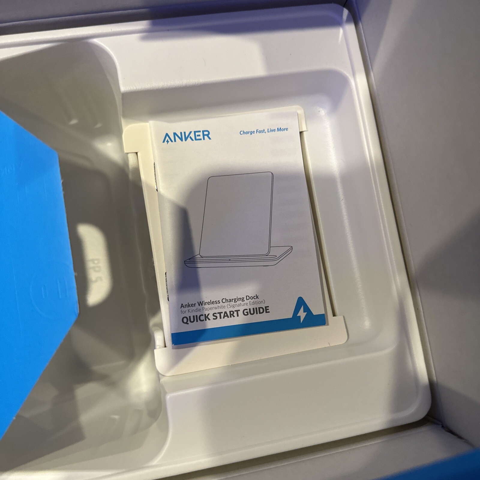 Anker Amazon Y1822 Wireless Fast Charging Dock For Kindle Paperwhite