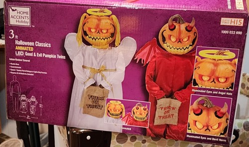 Home Depot 3 ft. Animated LED Interactive Good and Evil Pumpkin Twins.