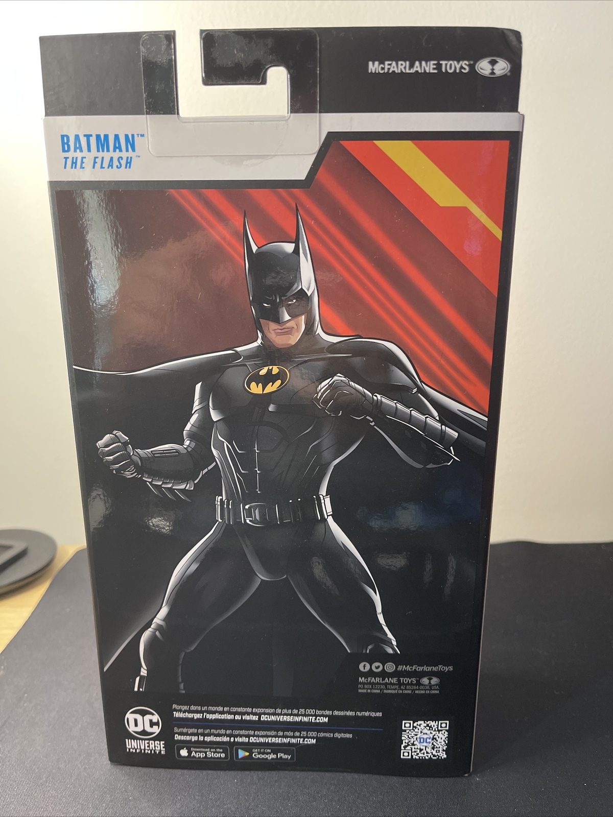 Figurine articulée McFarlane DC : Batgirl, Art of the crime [18 cm