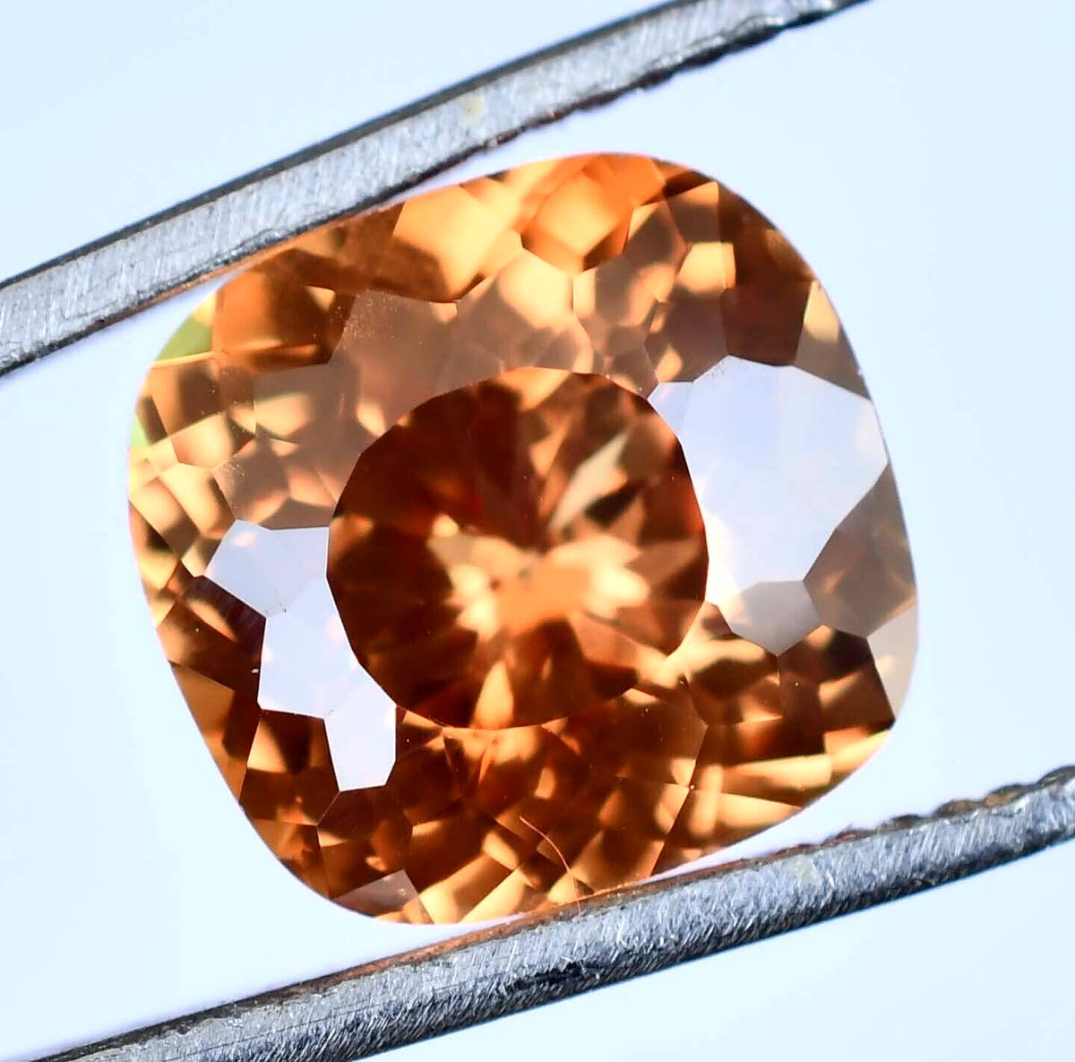 7.00 Ct Natural Yellow Grossular Garnet Africa VVS Certified