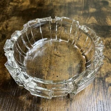 MID CENTURY BORMIOLI ROCCO CLEAR ART GLASS Italy 6” CUBIC FORMED ASHTRAY SIGNED