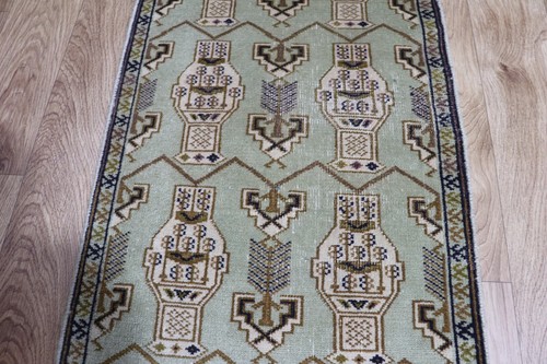 ANTIQUE HANDMADE ORIENTAL PERSIAN WOOL RUNNER 172 X 47 CM - Picture 8 of 9