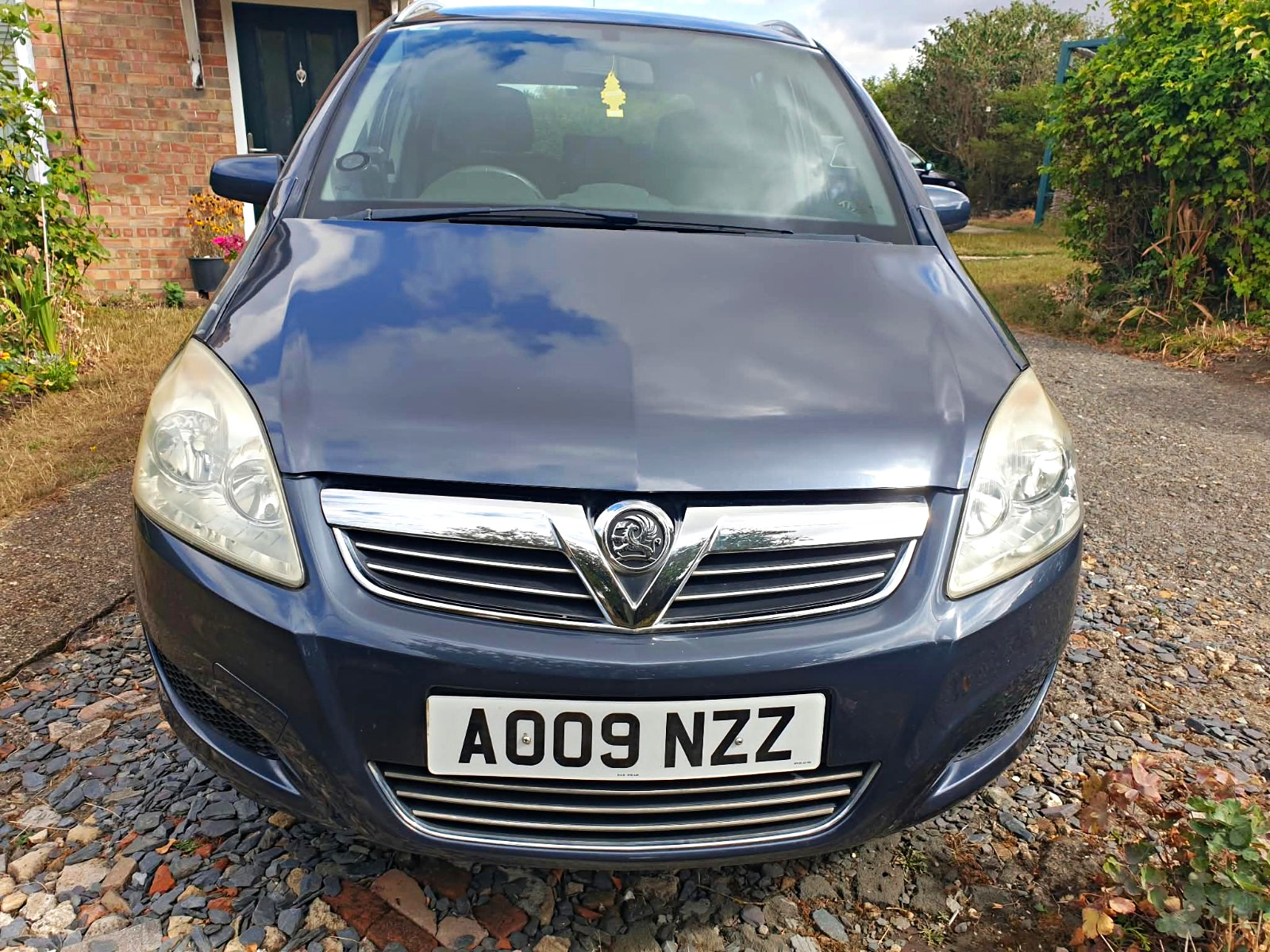 Vauxhall Zafira. 36100 Miles. Full Service History. 1 Yr MOT. Just Had Service.