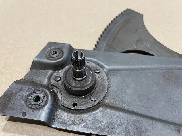 Elevalunas original usado muy bonito para puerta derecha Porsche 911 Foto 2 de 4