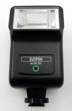 SUNPAK AUTO 221 ELECTRONIC FLASH UNIT FOR FILM CAMERAS, TESTED & WORKING