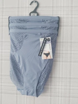 M&S Lingerie High legs size Uk 20,Rrp £14,3 Pack,Lace,body soft,knickers,plus - Image 1 of 4