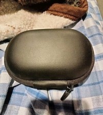 Earbud case