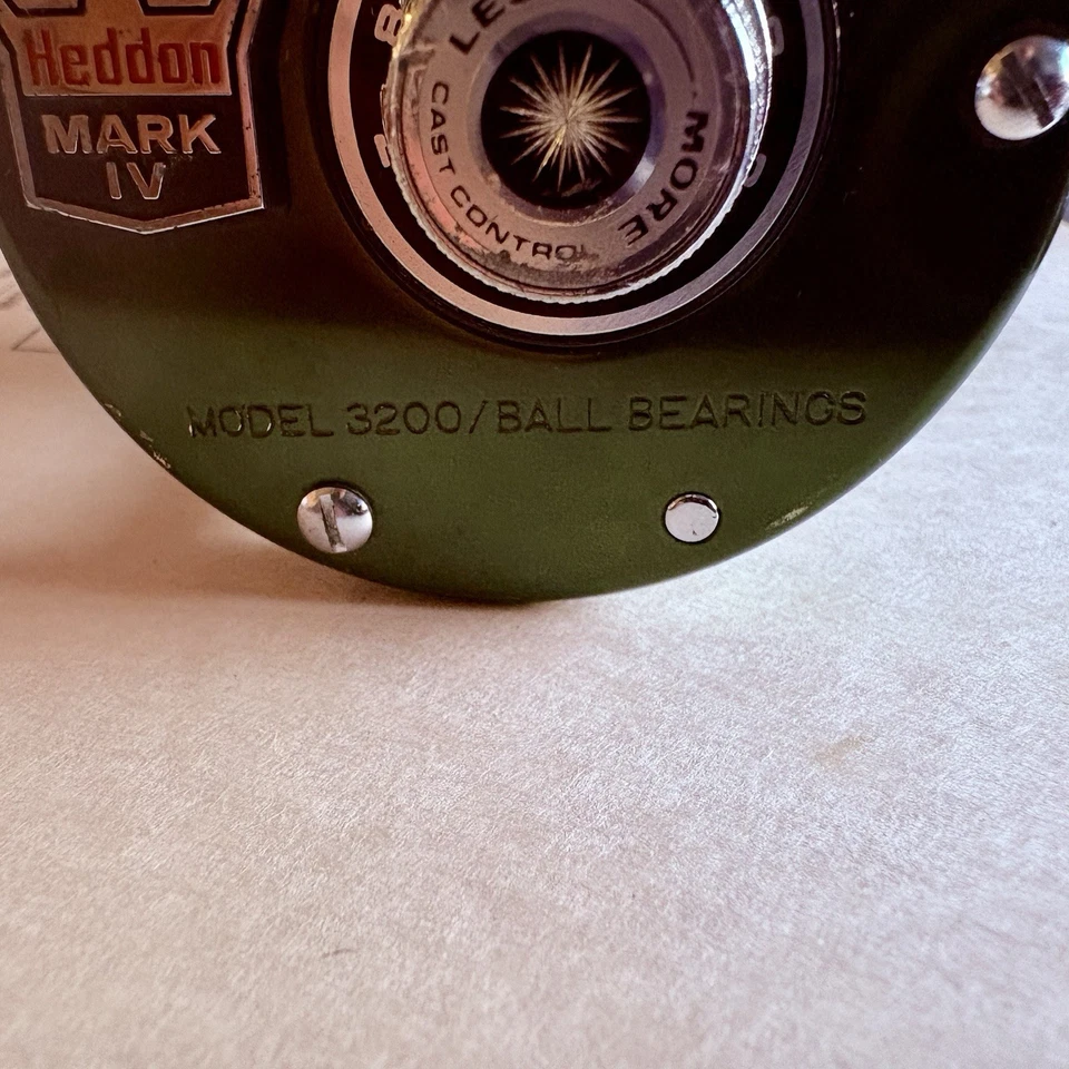 CARRETE DE PESCA HEDDON MARK IV MODELO 3200 LEVELWIND BAIT CASTER HECHO EN JAPÓN Foto 4 de 4