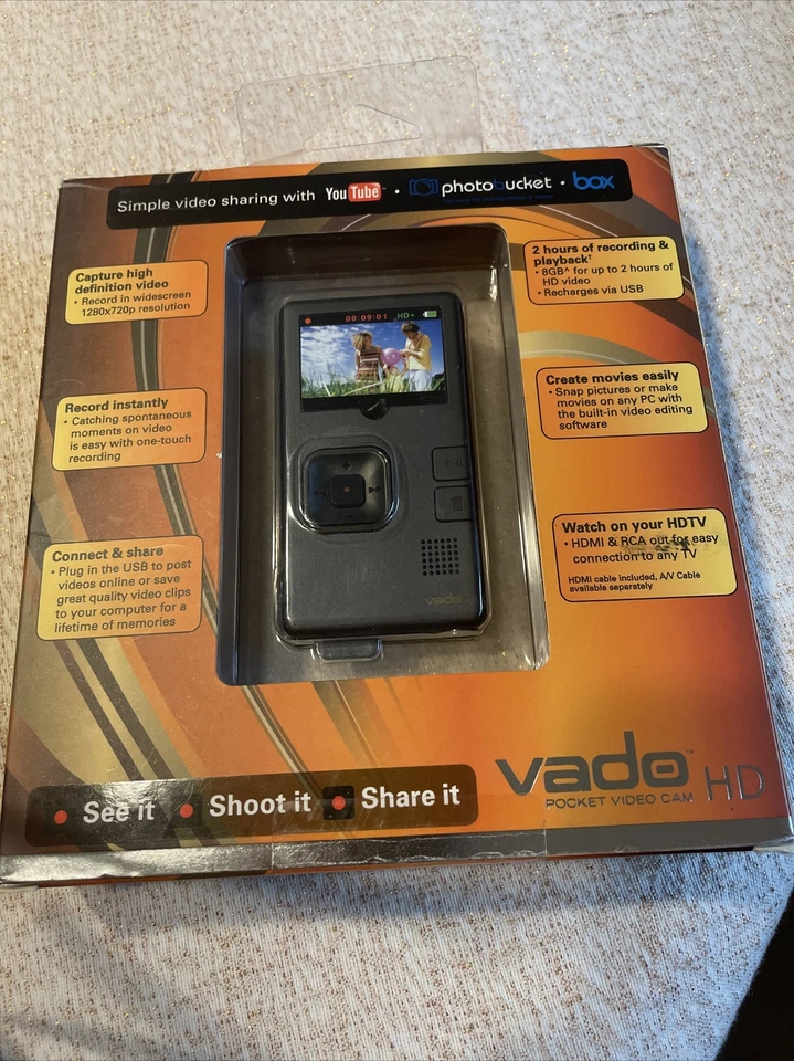 Creative Vado HD 720p Pocket Video Camcorder 8GB Sto 2x Digital Zoom VF0580 NEW! - Image 2 of 4