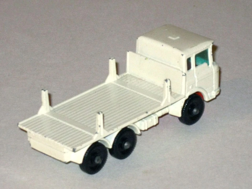 Vintage 1968 MATCHBOX Lesney No. 58 DAF Girder Truck! Original Black Wheels! - Image 2 of 4