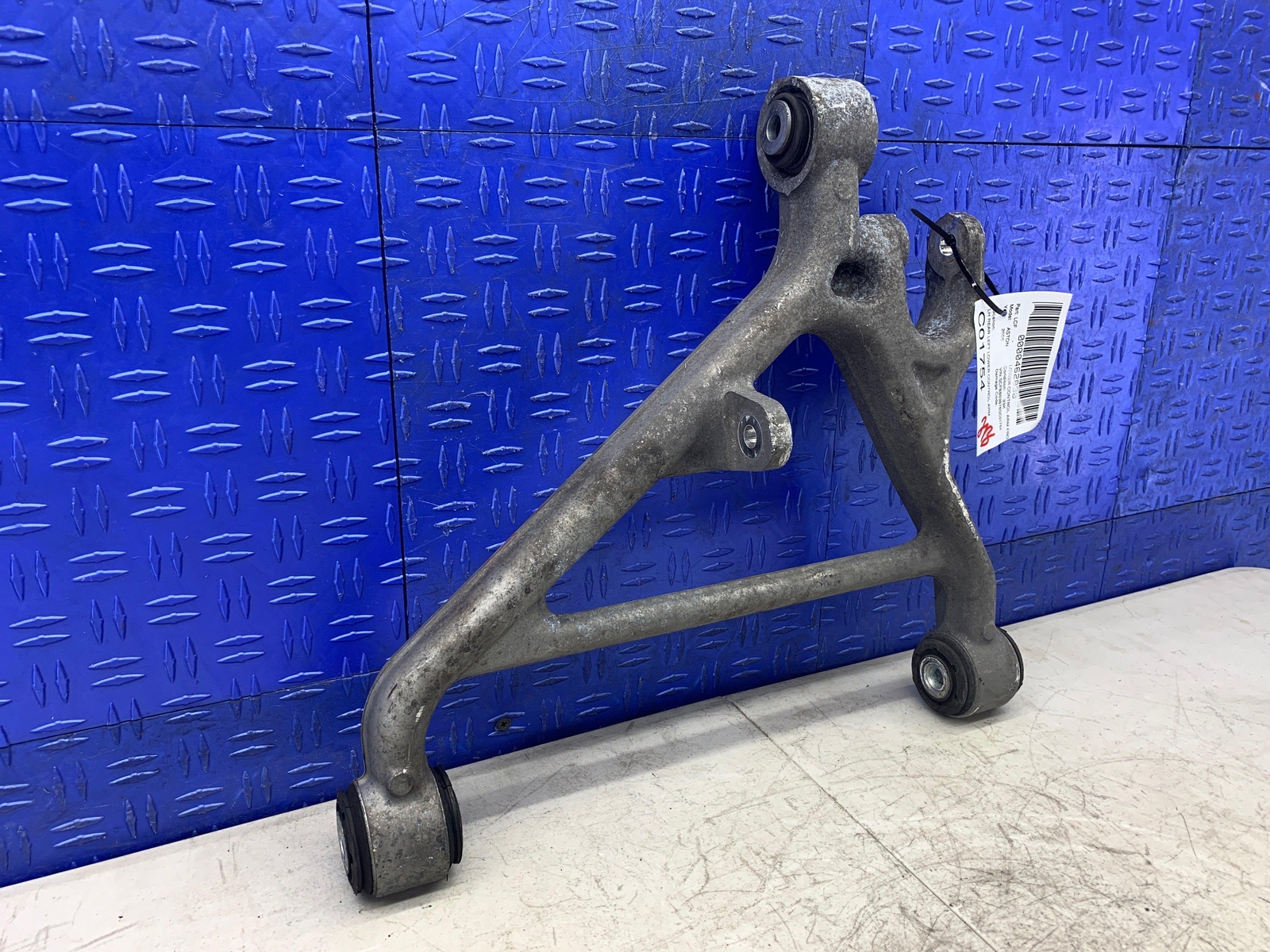 2006-2018 ASTON MARTIN VANTAGE V8 REAR LEFT LOWER CONTROL ARM OEM 2007 2008 2009