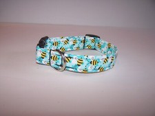 Wet Nose Designs Busy Bees Dog Collar Bumblebees on Blue  White Summer Spring