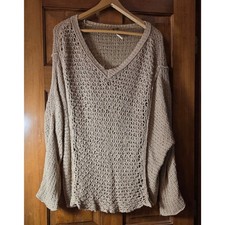 FREE PEOPLE Slouchy V-Neck Open Knit Crochet Fisherman Sweater Tan oversized MD