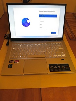 Acer Swift 3 14'' Laptop | AMD Ryzen 7 5700U Octa-Core 8GB RAM 512GB SSD Win 11 H