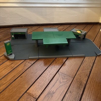 1995 Build Your Own BP Model Service Station 