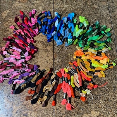 JP Coats Embroidery Floss Thread Lot  of 88 Skeins of Mixed Colors Not Used