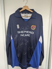 Cricket memorabilia, Essex Eagles Signed Shirt, 2008/2009 season, Size Large