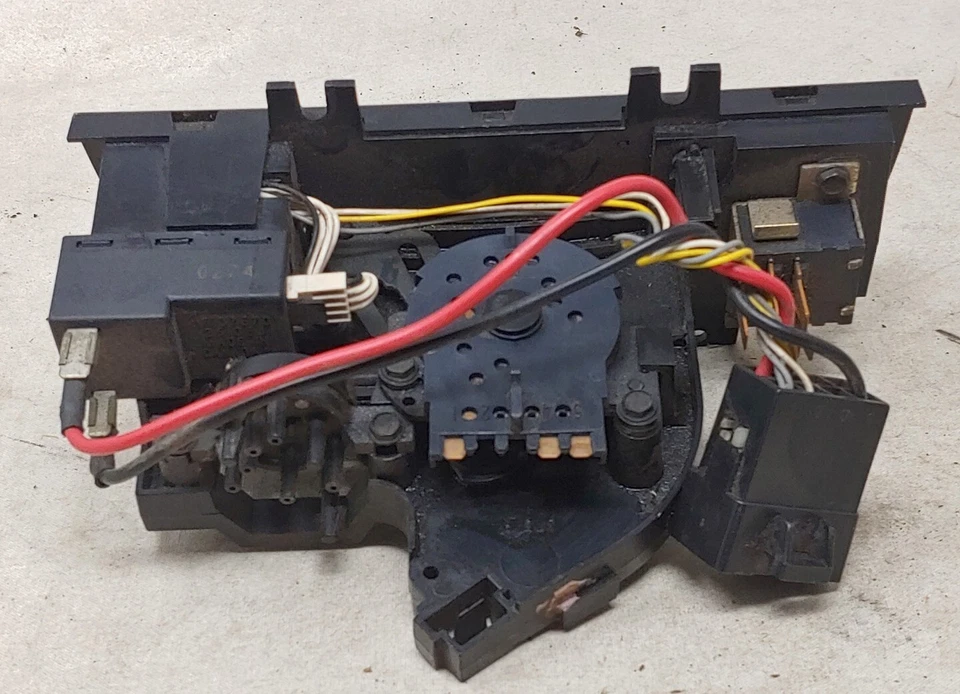 1992 1993 1994 CHEVROLET CAVALIER OEM КЛИМАТ-КОНТРОЛЬ ТЕМПЕРАТУРНЫЙ НАГРЕВАТЕЛЬ - Изображение 4 из 4