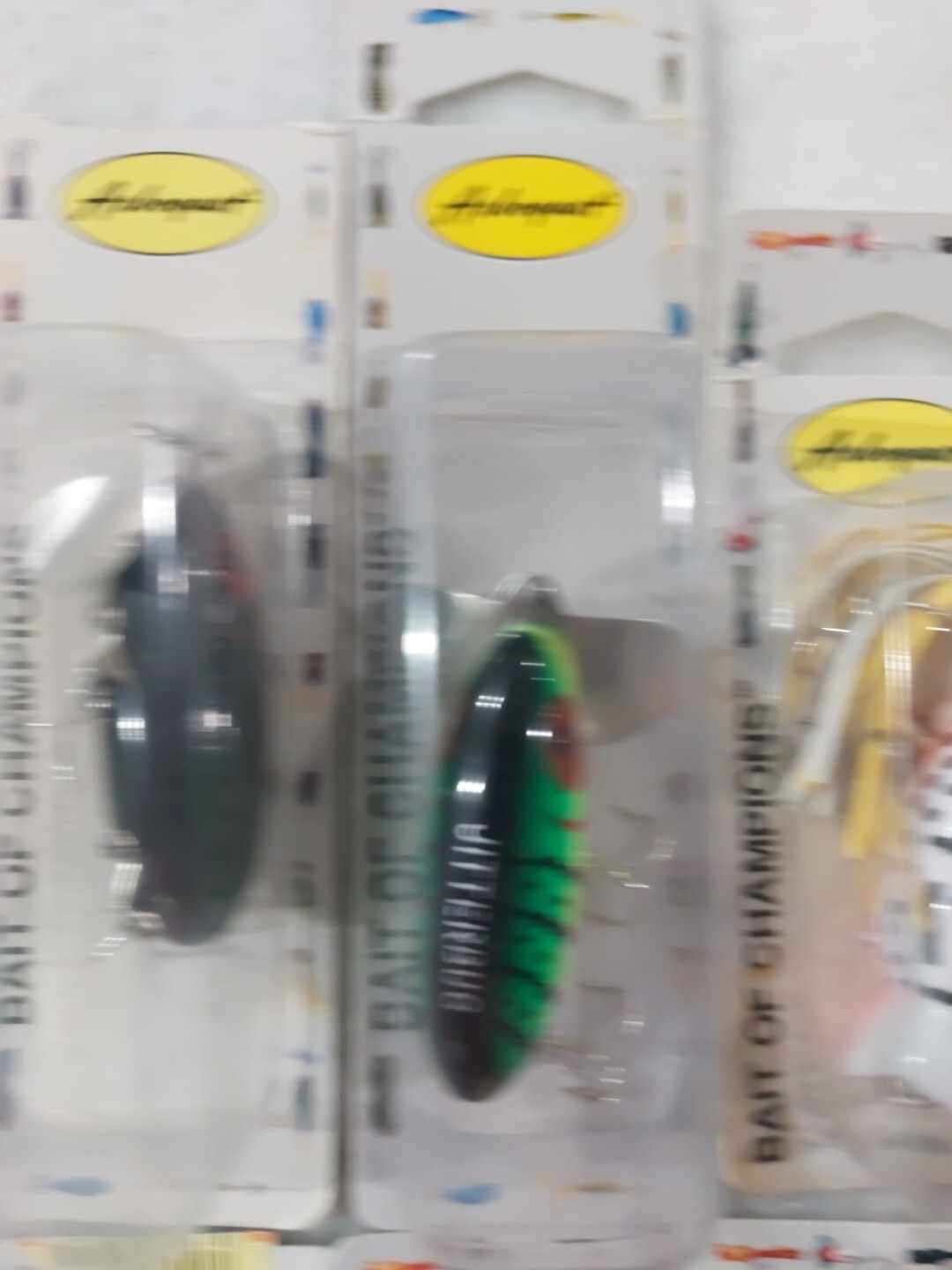 Lot Of 6 Arbogast Hula Poppers & Jitterbug 4 Colors 2in - Image 2