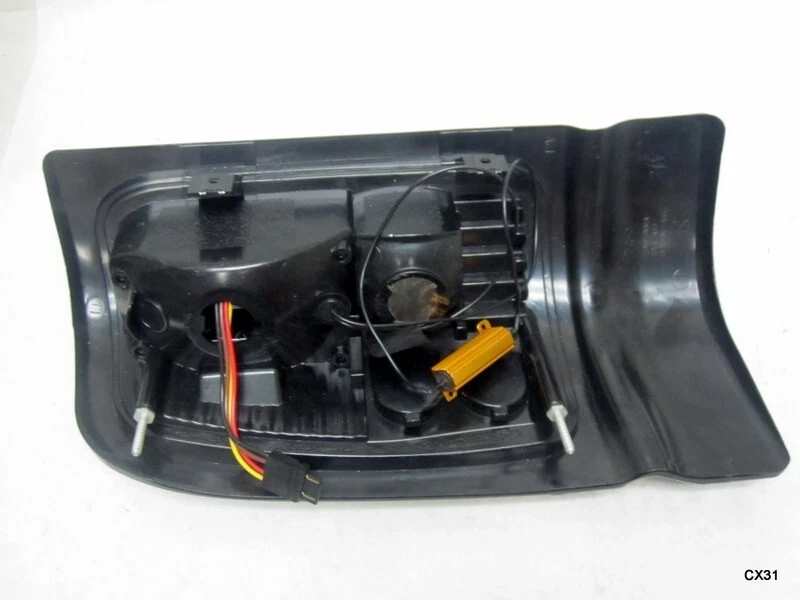 Luz trasera derecha LED negra 11-6267-01, 5EK44DX8AC para Dodge RAM 1500 1995-02 Foto 4 de 4