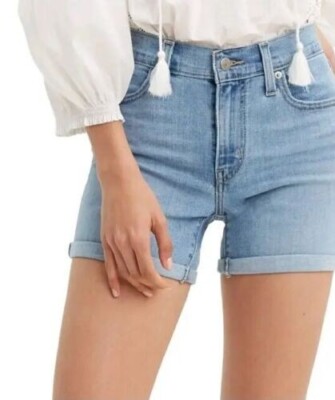 NWT Levi's Women's Light Wash, Mid-Length Shorts  16/30  Hypersoft  (BX6)