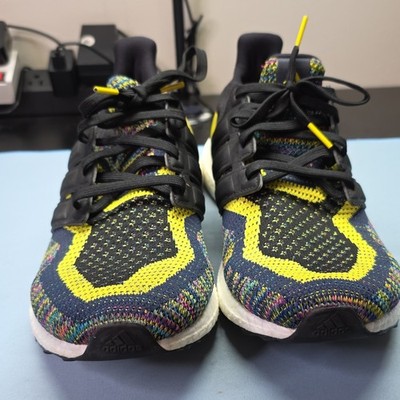Adidas Ultra Boost Men\'s Multicolored Shoes. Very Good Condition. Size 11.5. Adidas Mens UltraBoost 4.0 CM8111 Multicolor Athletic Shoes  main image 4
