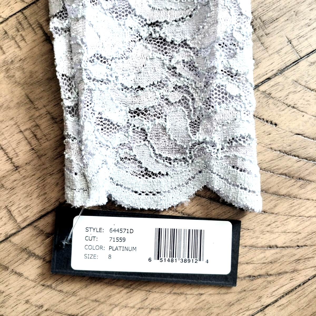Onyx Nite Platinum Stretch Lace Dress 8 D-Cut Scallop Lined Body