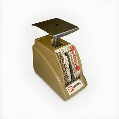 Vintage Pelouze Petite Postal Scale Model P-1 Tan Color 1978 Excellent Condition
