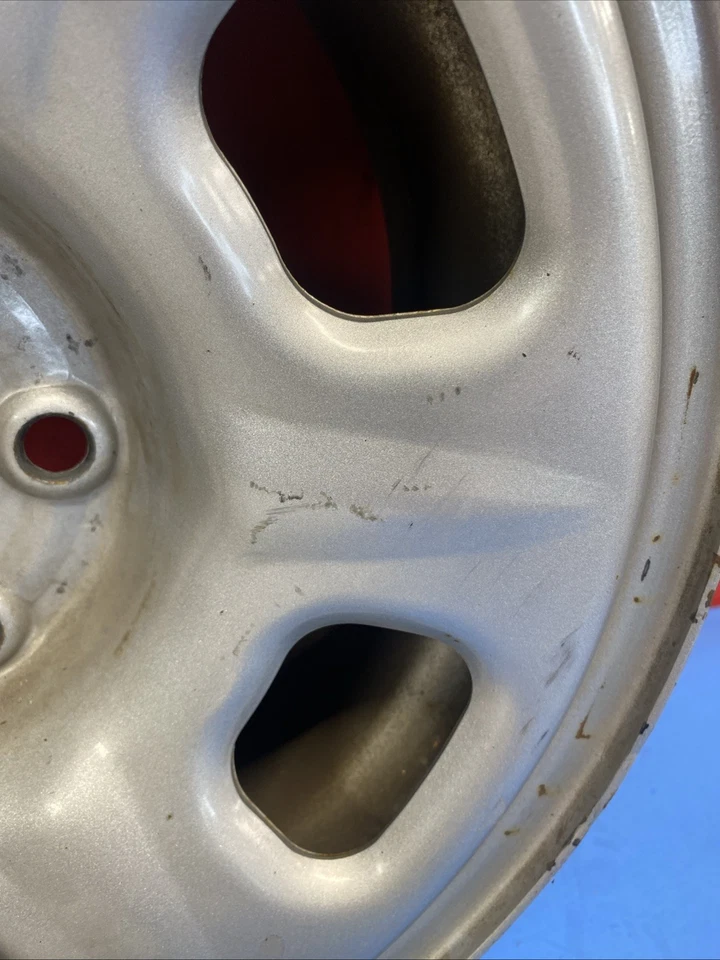 2005 2006 2007 2008 Nissan Frontier Wheel para rodas de aço de 16 polegadas - Imagem 2 de 4