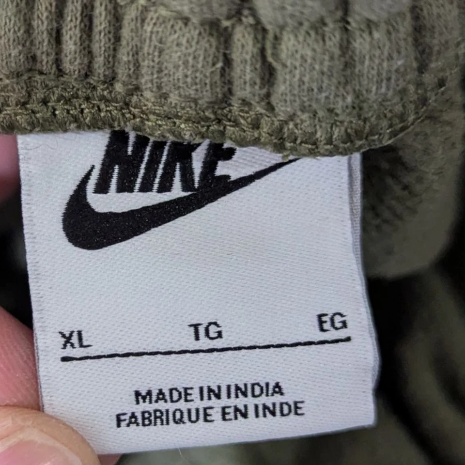 Nike Olive Green Fleece Tech Shorts Mens Size XL Drawstring Sweat Graffiti - Image 3 of 4